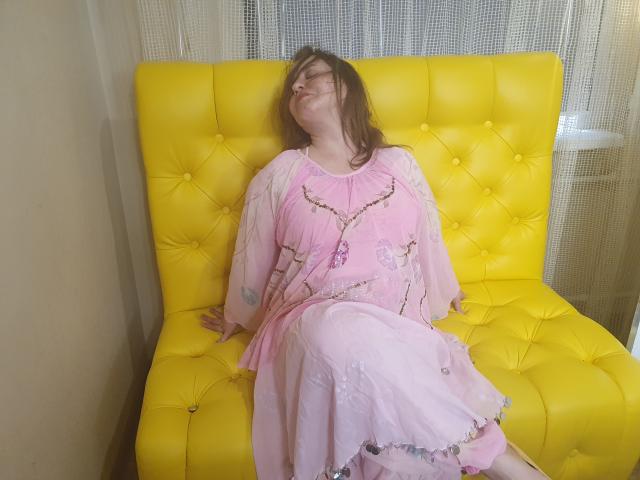 EmilyNative - Live sexe cam - 9447212