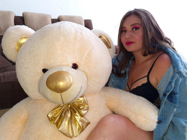 SofiDiaz - Live sex cam - 9464396