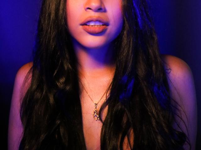SharloteAdams - Live sexe cam - 9470204