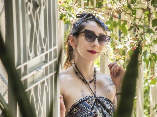 MariamBaker - Sexe cam en vivo - 9474100