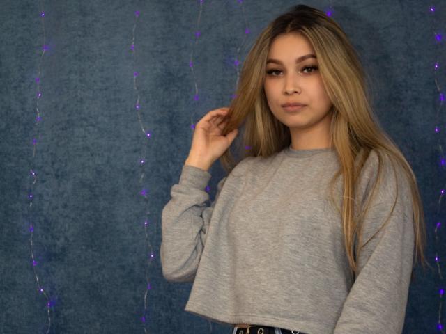 JulietteMorris - Sexe cam en vivo - 9475820