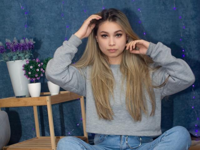 JulietteMorris - Live sex cam - 9475840