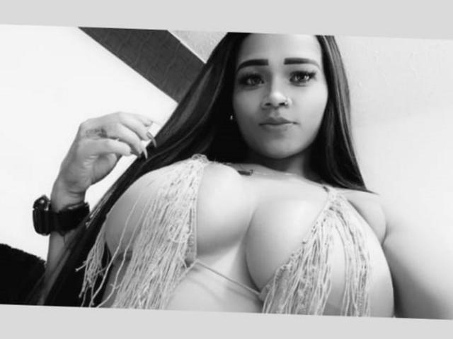 LinaPrincess - Camera khiêu dâm &amp; quyến rũ trực tiếp - 9481852