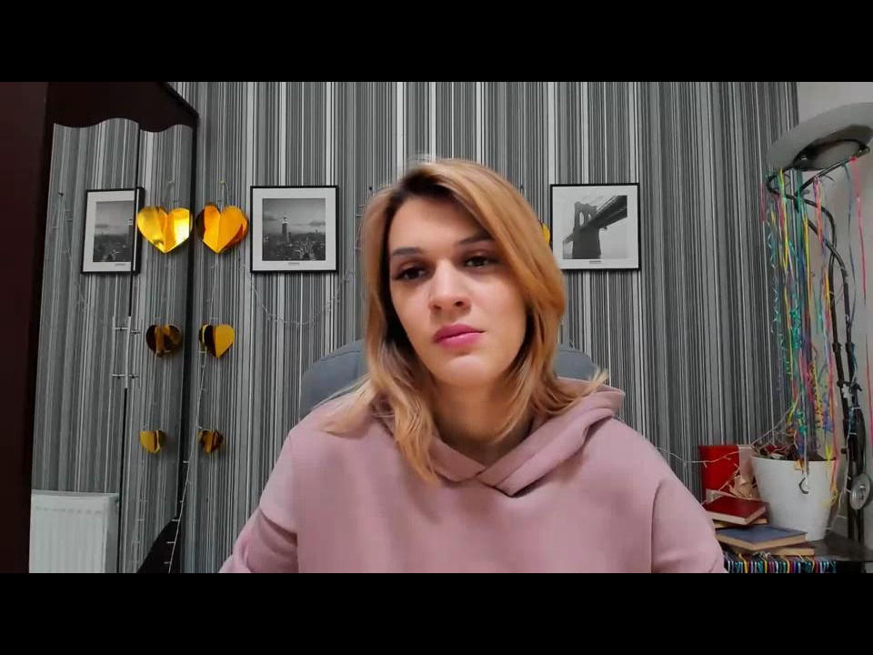 MissFortunaa - Sexe cam en vivo - 9490416