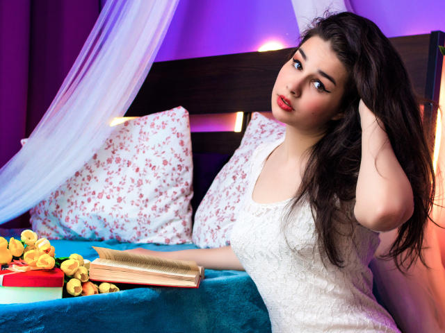 KellyVanillo - Live sexe cam - 9502580