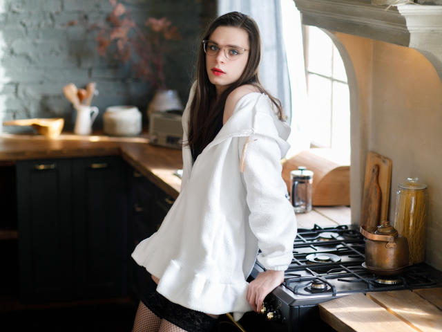 SimonaLewise - Live porn &amp; sex cam - 9503912