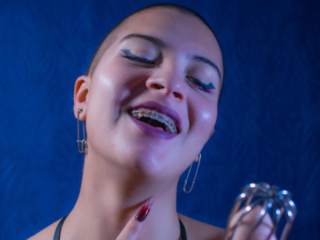 ViolentMagicc - Camera khiêu dâm &amp; quyến rũ trực tiếp - 9506164