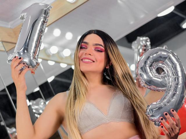 NicoletteTaylor - Live sexe cam - 9508536