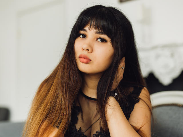 BellaMarino - Live porn &amp; sex cam - 9511188