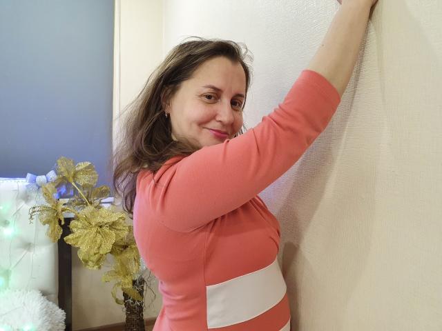 EmilyNative - Live sexe cam - 9512332