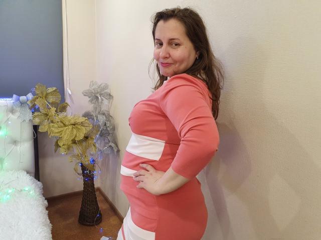 EmilyNative - Live sexe cam - 9512336