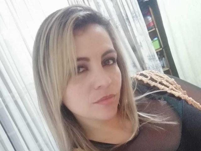 LuceritoHoney - Live sexe cam - 9539552