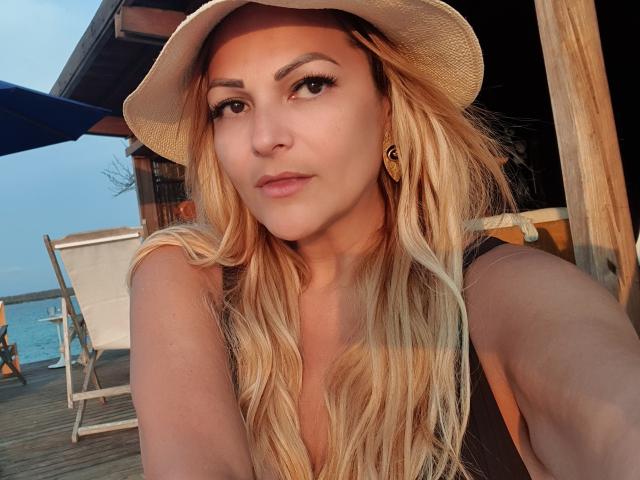 BrandiFerrat - Live sex cam - 9544552