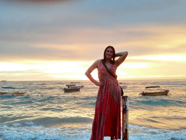 Mihalinochka - פורנו בשידור חי ומצלמת סקס - 9548348