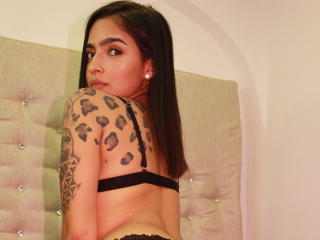 AriaMillerr - Live porn &amp; sex cam - 9548492