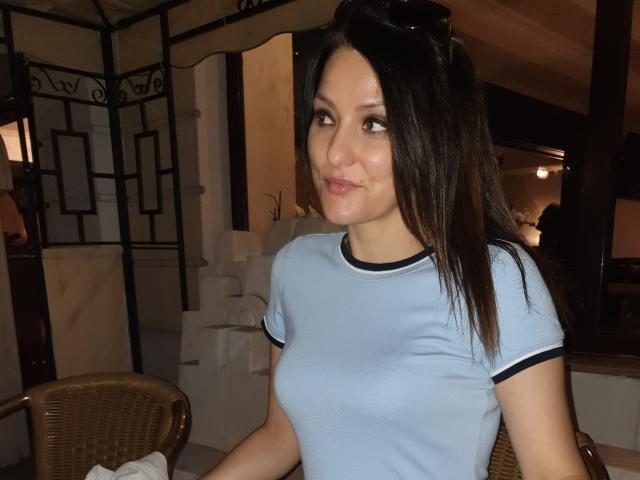 JoliDanielle - Live Sex Cam - 9558820