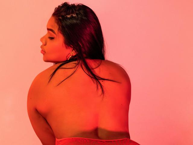 NickyBernad - Camera khiêu dâm &amp; quyến rũ trực tiếp - 9560316