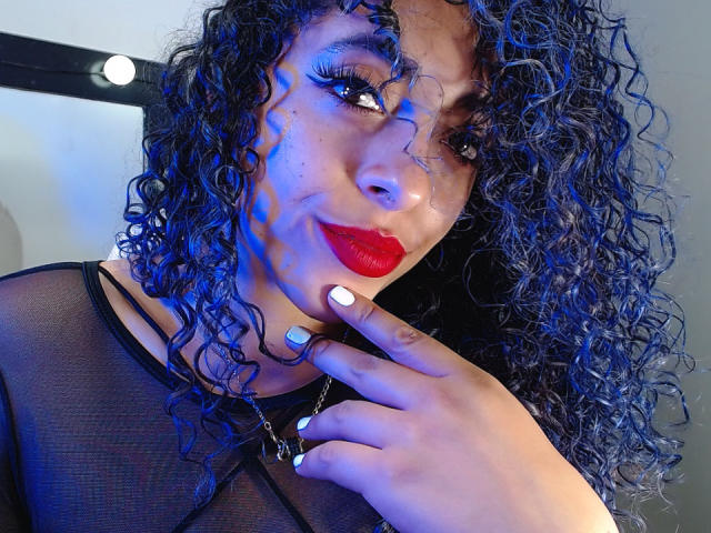 ScarlettBigAss - сексуальная веб-камера в реальном времени - 9565624