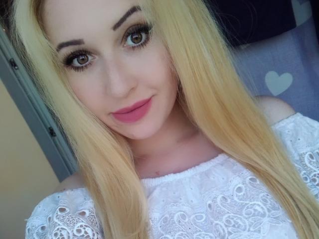 BlondaFila - Sexe cam en vivo - 9580100