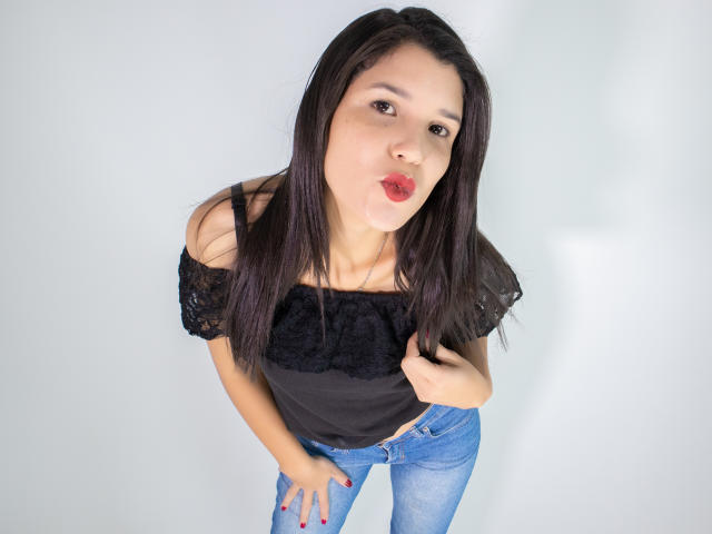 JessicaDavies - Sexe cam en vivo - 9581092