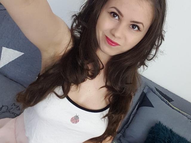 AllisonMcGarret - Live sex cam - 9581400