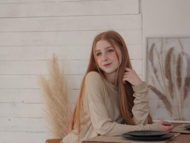 EmiliGinger - Sexe cam en vivo - 9584740