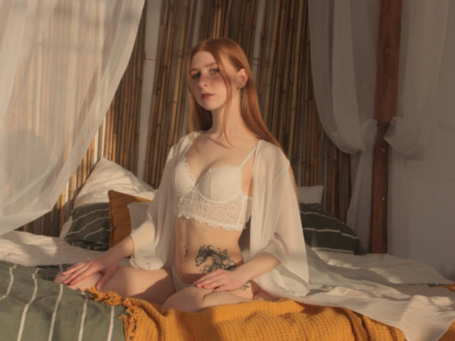 EmiliGinger - Sexe cam en vivo - 9584944