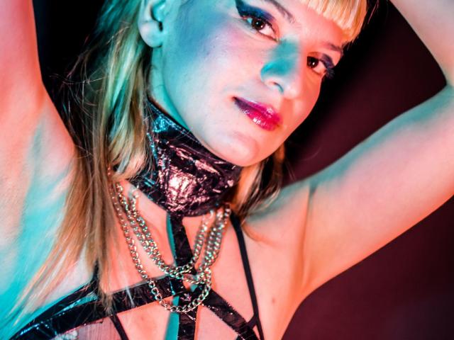 IcyLove - Sexe cam en vivo - 9609764