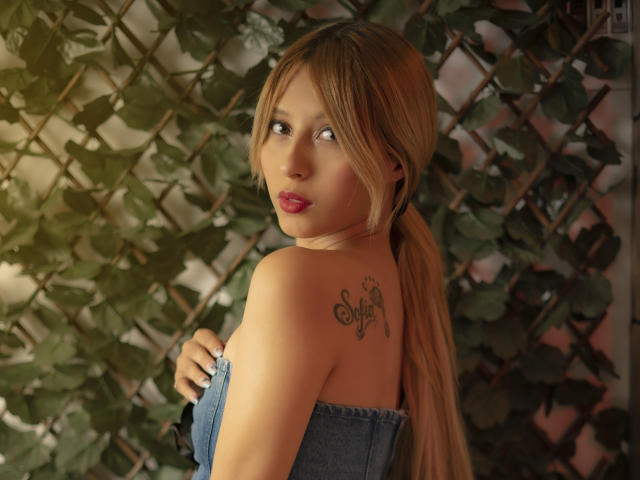 MiaRoux - Sexe cam en vivo - 9610628