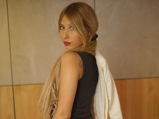 MiaRoux - Sexe cam en vivo - 9610636