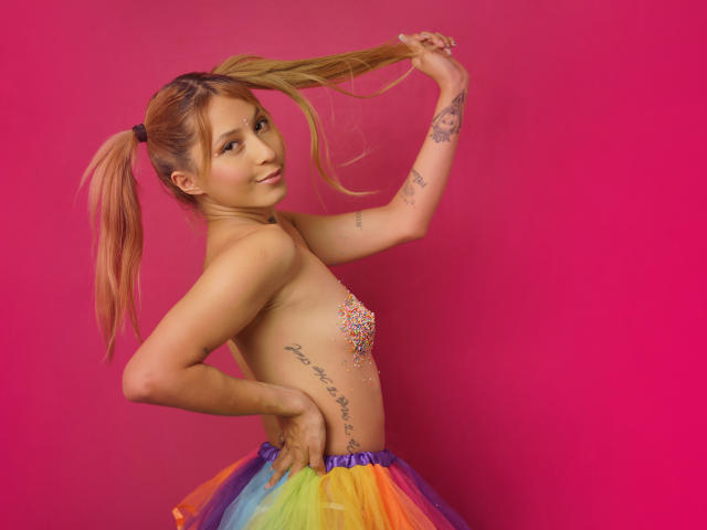 MiaRoux - Sexe cam en vivo - 9610740