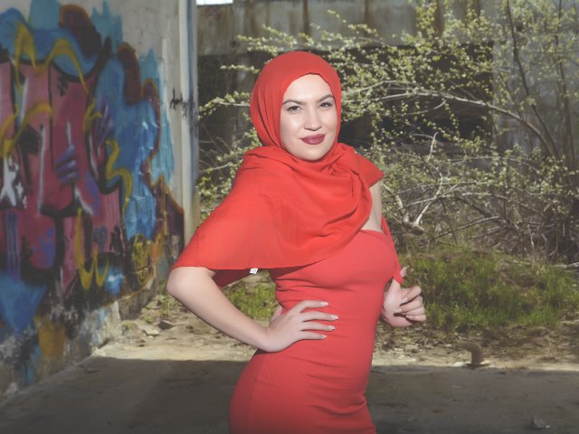 RanyaYazim - Live porn &amp; sex cam - 9611100