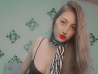 EmilyJay69 - сексуальная веб-камера в реальном времени - 9612792