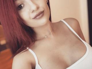 CindySweetBlue - Live sex cam - 9619900