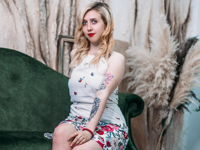 AliciaFletcher - Live porn &amp; sex cam - 9622276