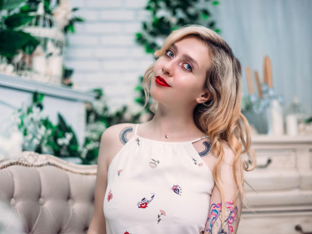 AliciaFletcher - Live porn &amp; sex cam - 9622312