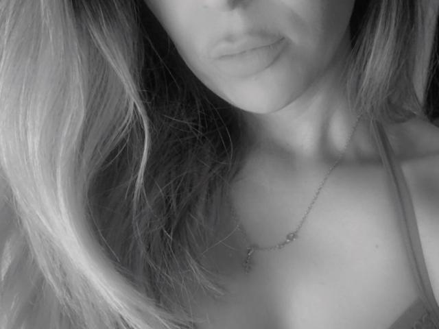 SophieDeee - Porno na żywo i seks kamera - 9623228