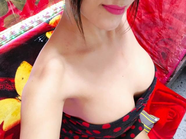 BelleKellyTs - Live sexe cam - 9630948