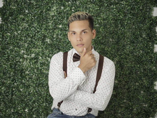 DaveLeone - Sexe cam en vivo - 9636988