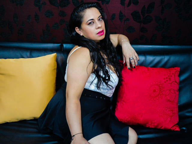 JuliaBaker - Sexe cam en vivo - 9648020