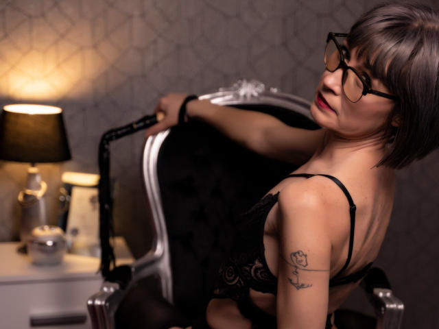 CoreCleo - Live porn &amp; sex cam - 9649384