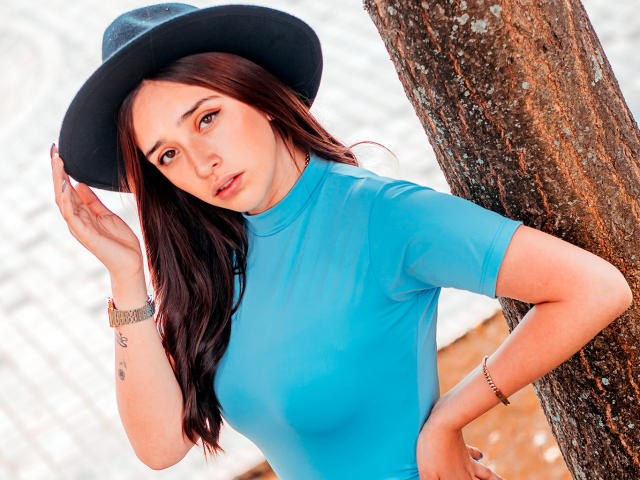 IsabellaCoween - Camera khiêu dâm &amp; quyến rũ trực tiếp - 9650632