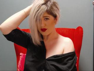 AnabelleGreen - Live Sex Cam - 9693869