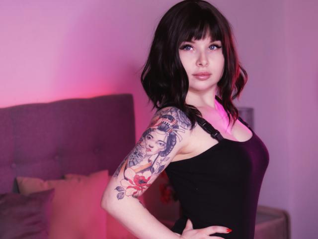 GwenHilton - Live porn &amp; sex cam - 9697117