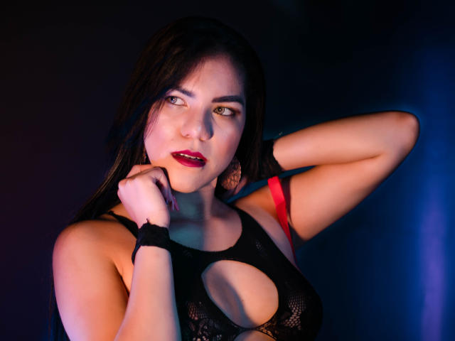 KarlleyGrey - Sexe cam en vivo - 9701657