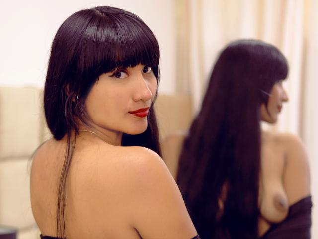 JulianaHorny - Camera khiêu dâm &amp; quyến rũ trực tiếp - 9702281