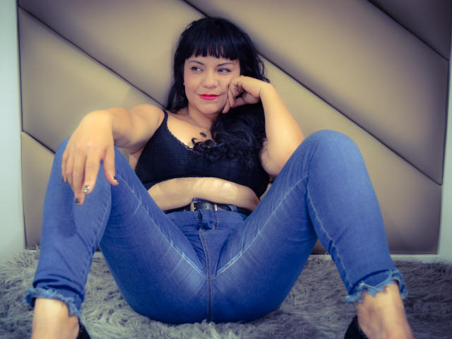 AnastasiaCyrus - Sexe cam en vivo - 9709409