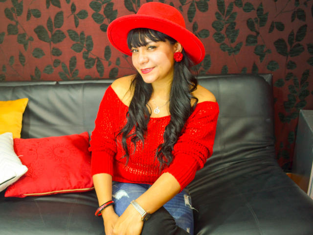 AnastasiaCyrus - Live sexe cam - 9709421