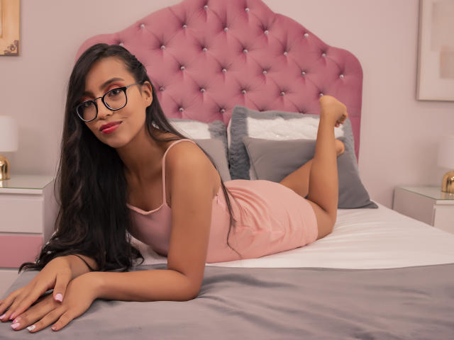 AlyNoah - Sexe cam en vivo - 9711909