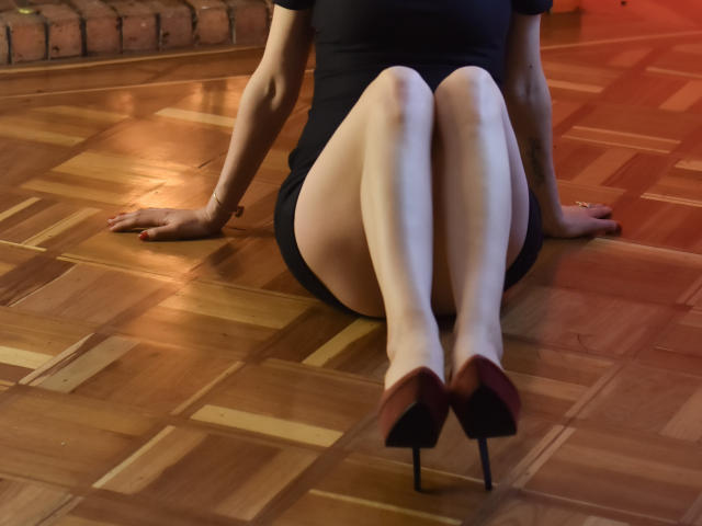 SweetPinkiePie - Live sex cam - 9715817